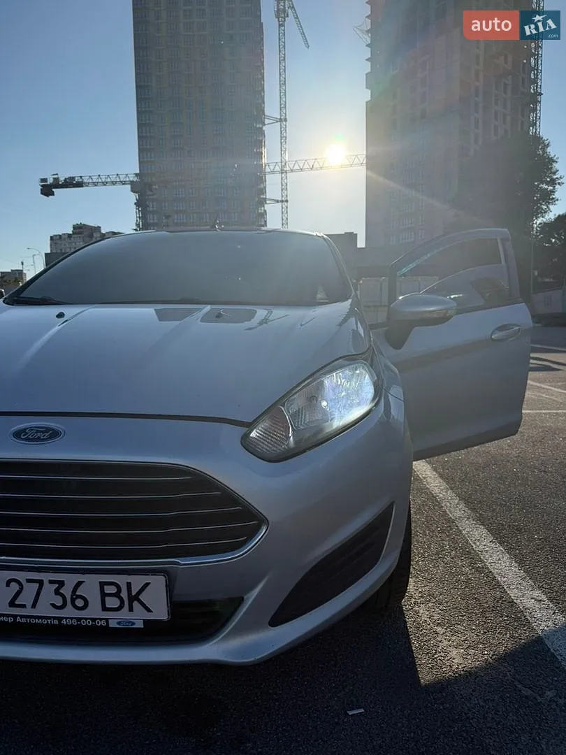 2013 Ford Fiesta - мініатюра 8