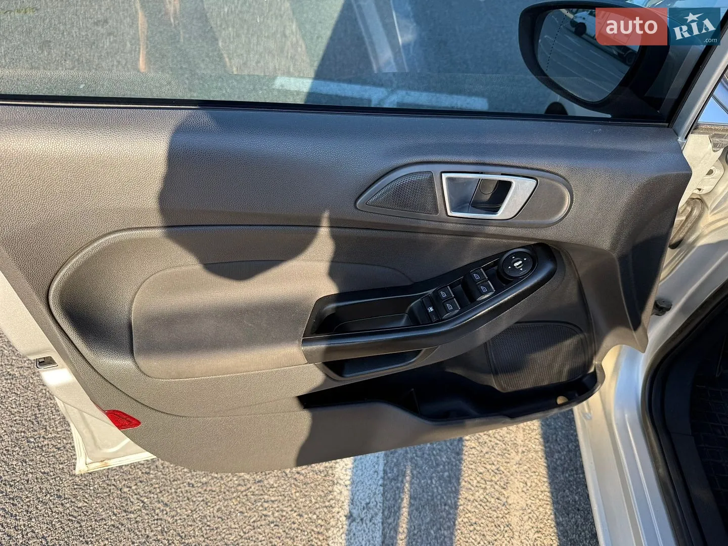 2013 Ford Fiesta - мініатюра 16