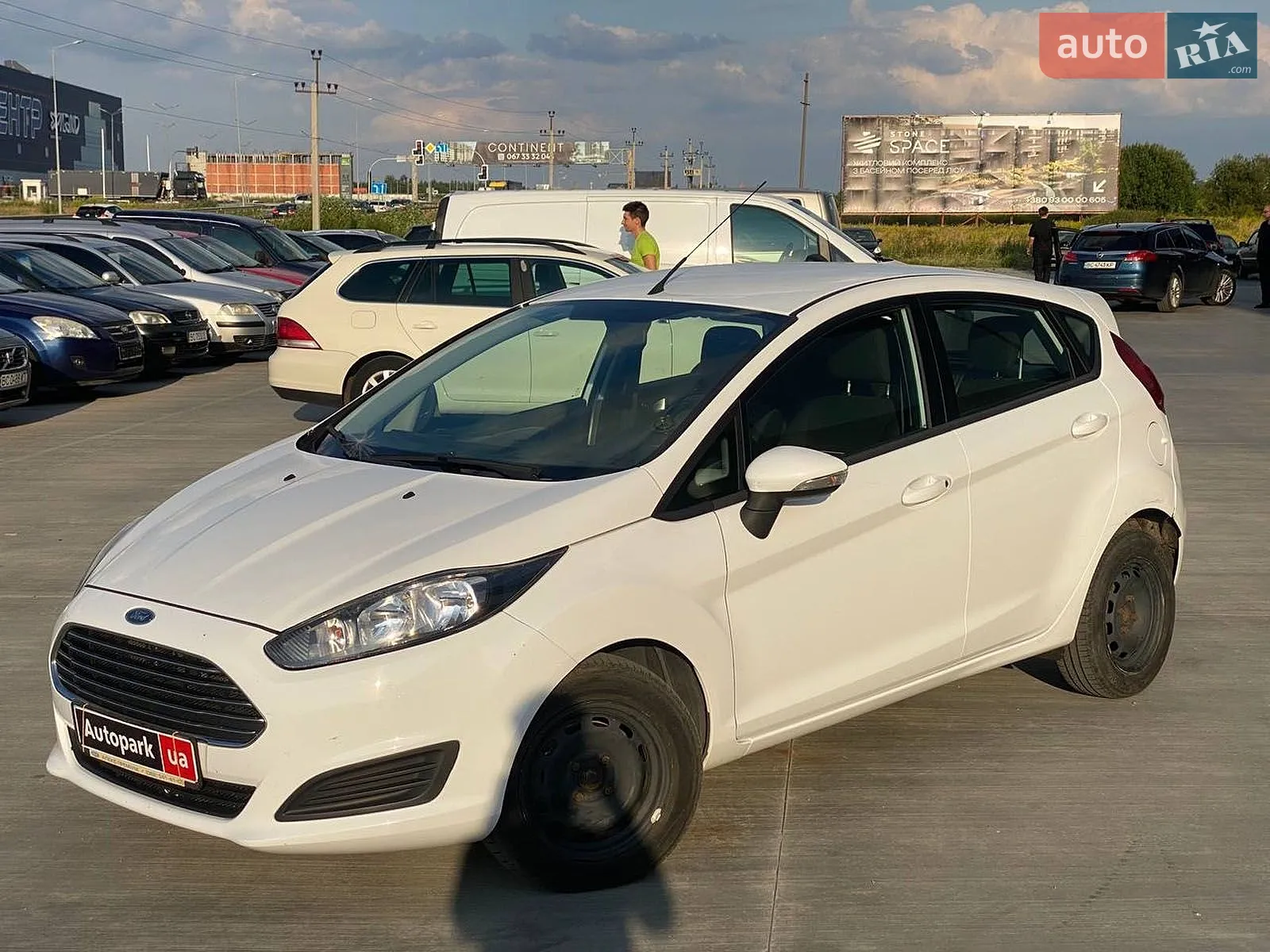 2013 Ford Fiesta - мініатюра 2