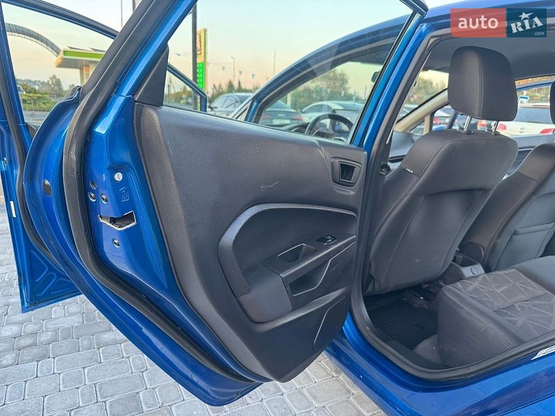 Хетчбек Ford Fiesta 2011 в Заболотові фото 22 Хетчбек Ford Fiesta 2011 в Заболотові