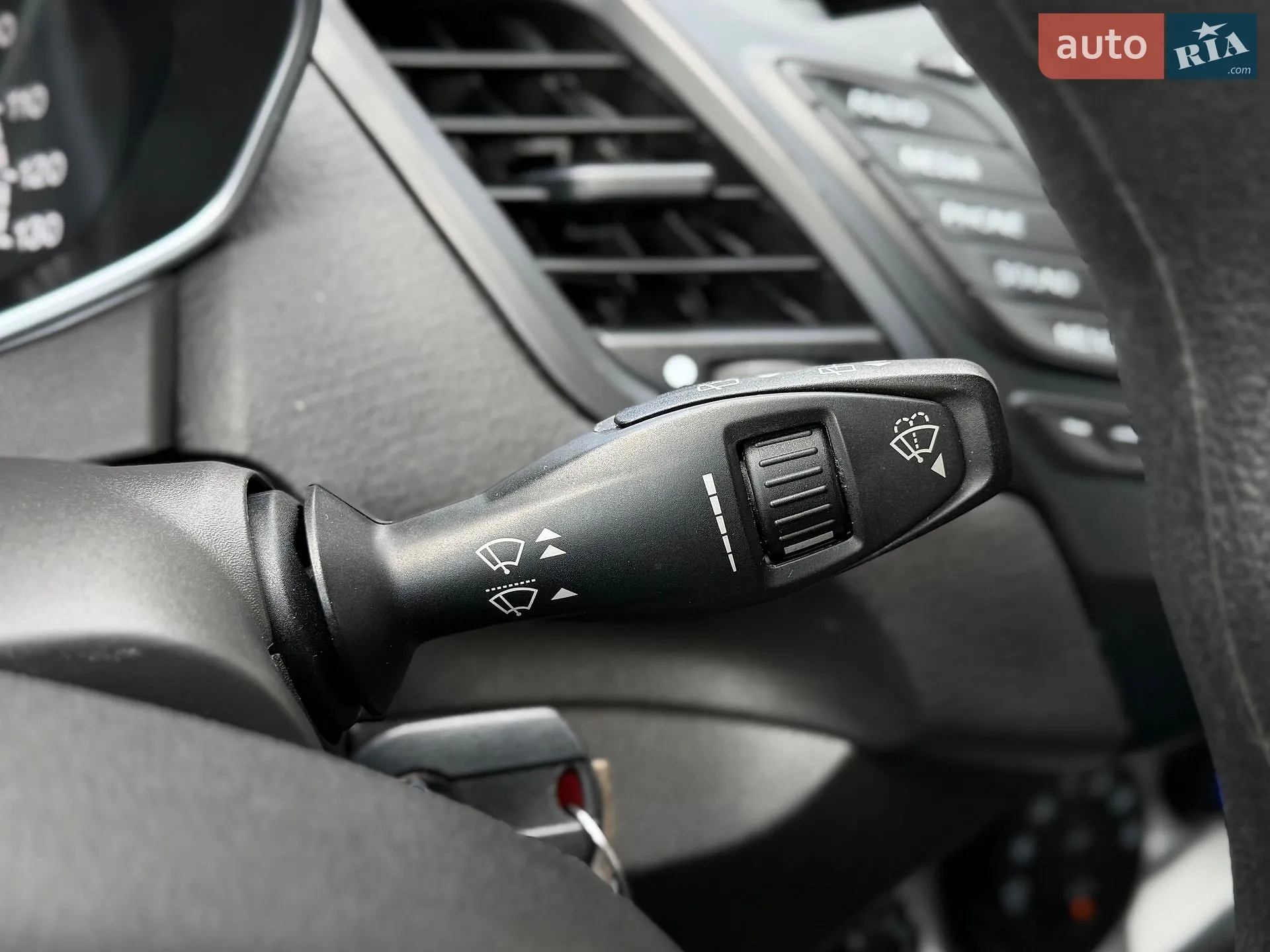 2019 Ford Fiesta - мініатюра 36