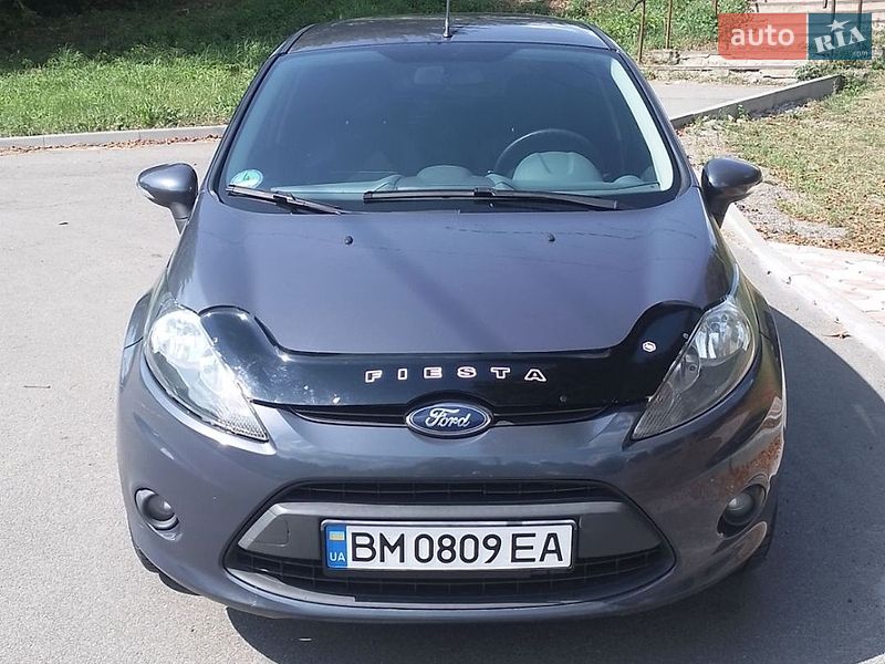 Хэтчбек Ford Fiesta 2011 в Конотопе