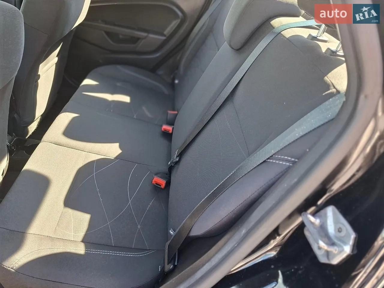 2017 Ford Fiesta - мініатюра 19