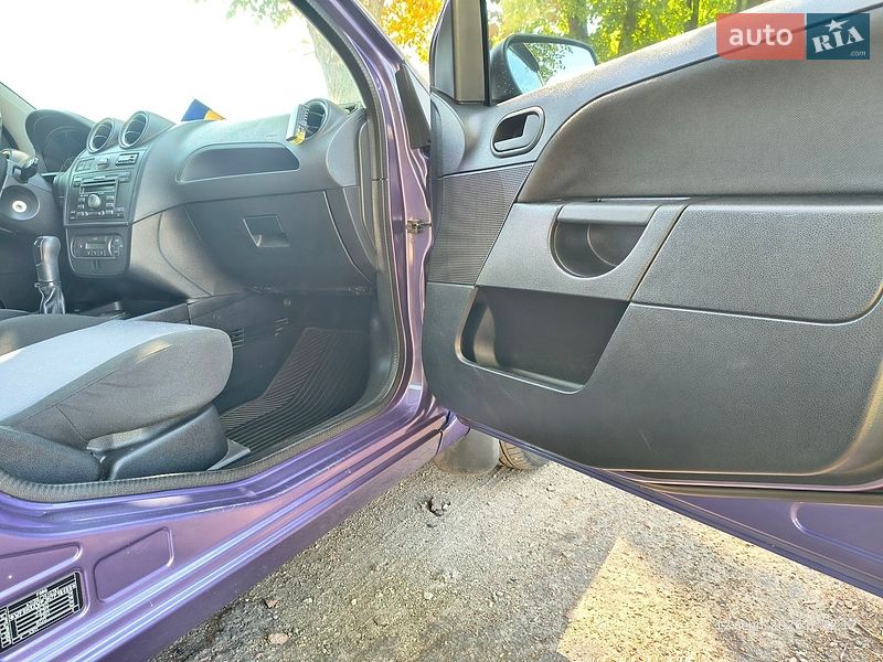 Хетчбек Ford Fiesta 2007 в Прилуках