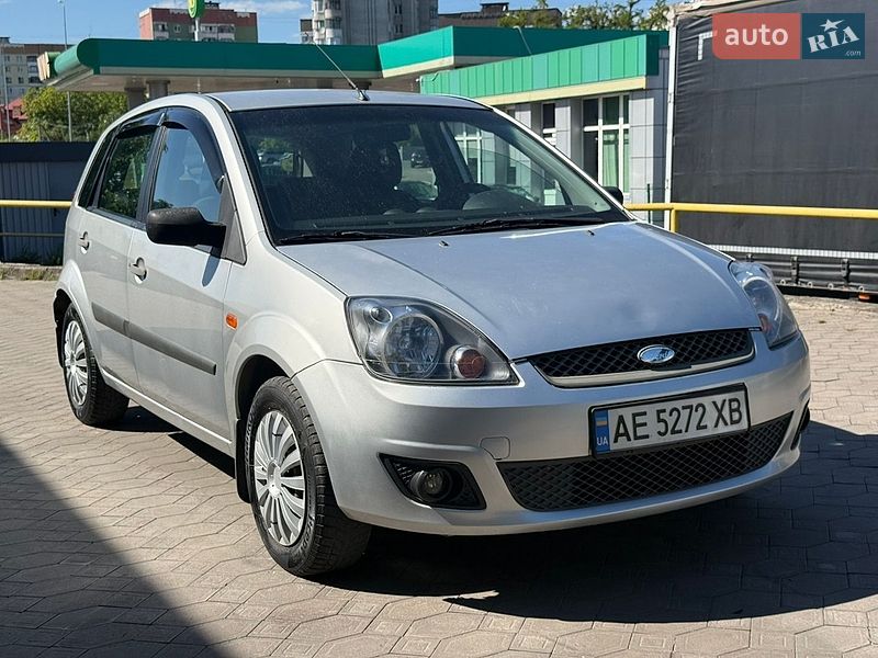 Хетчбек Ford Fiesta 2007 в Львові