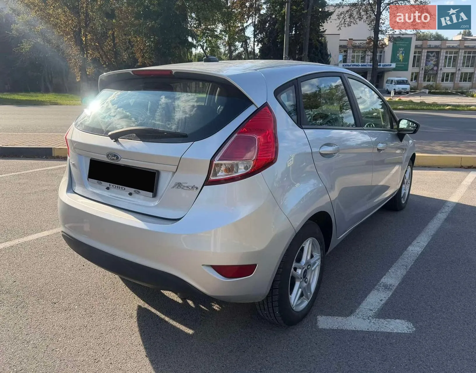 2018 Ford Fiesta - фото 1