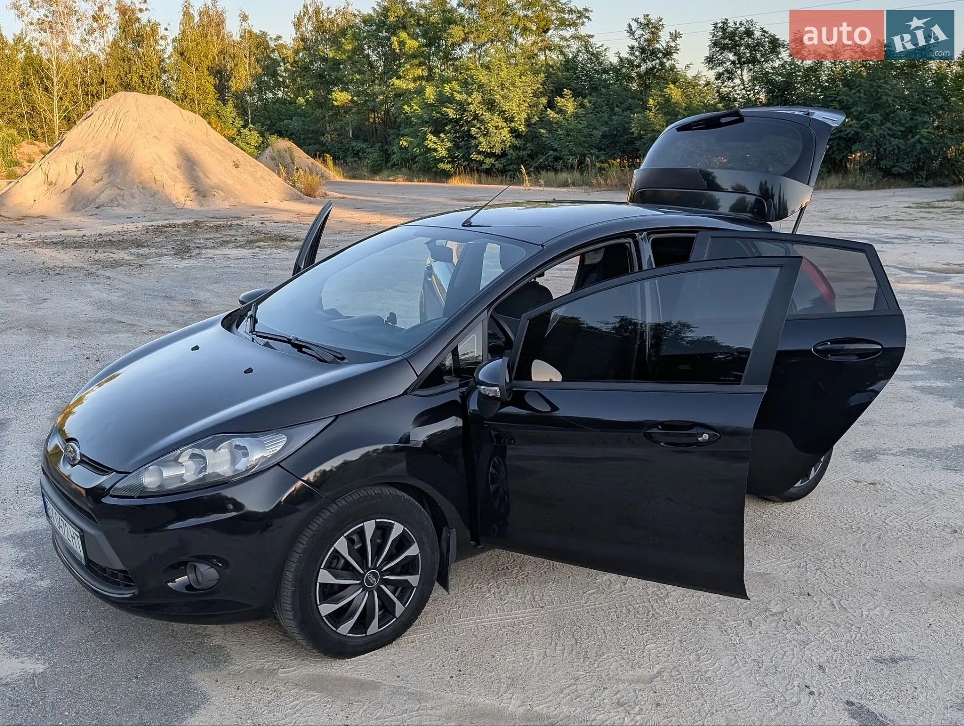 2011 Ford Fiesta - мініатюра 34