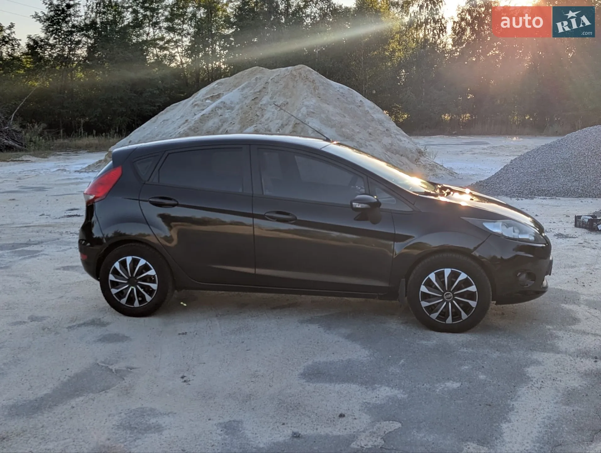 2011 Ford Fiesta - мініатюра 6