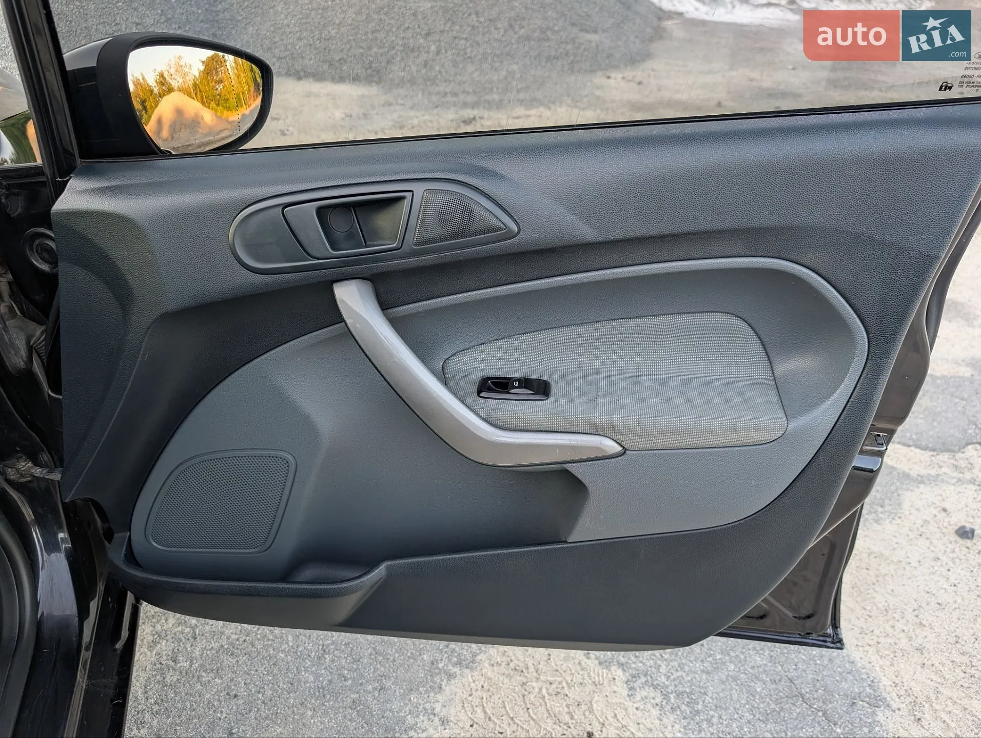 2011 Ford Fiesta - мініатюра 43