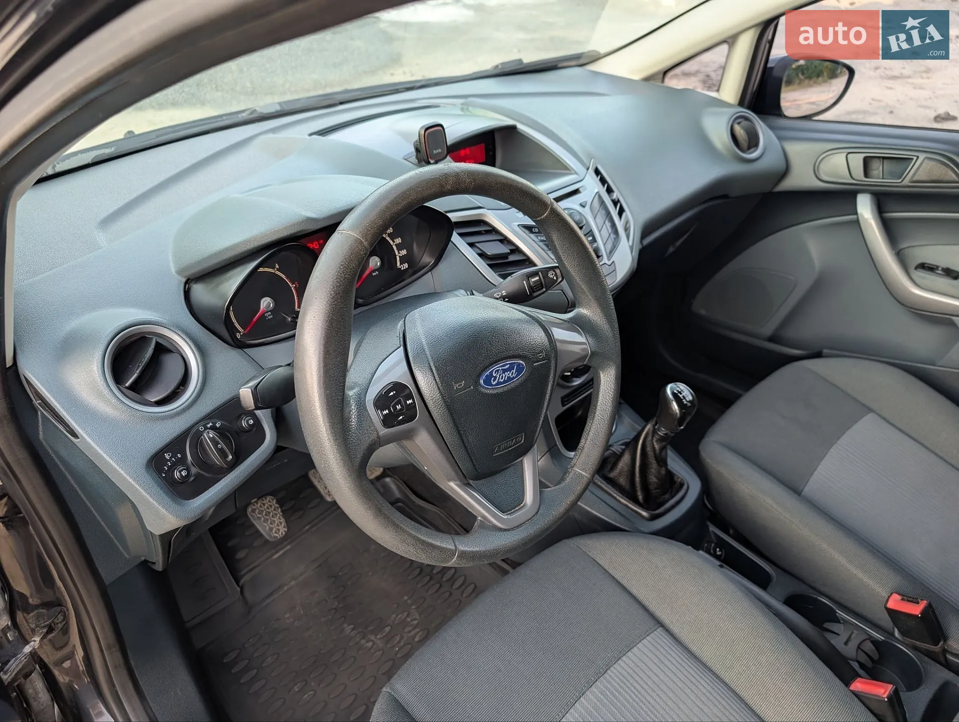 2011 Ford Fiesta - мініатюра 41