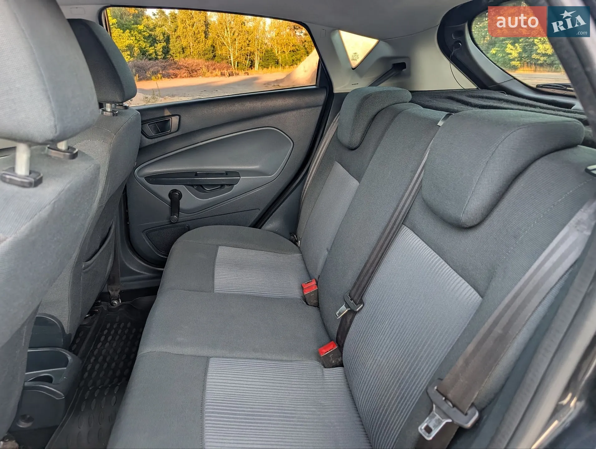 2011 Ford Fiesta - мініатюра 51