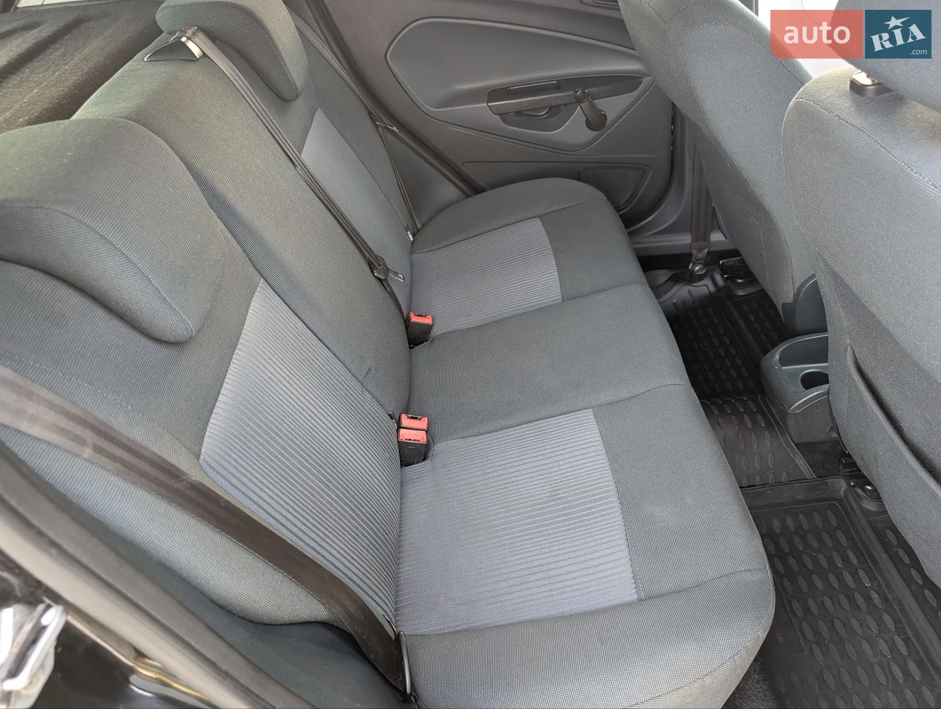 2011 Ford Fiesta - мініатюра 50