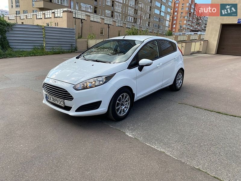 Хэтчбек Ford Fiesta 2013 в Харькове