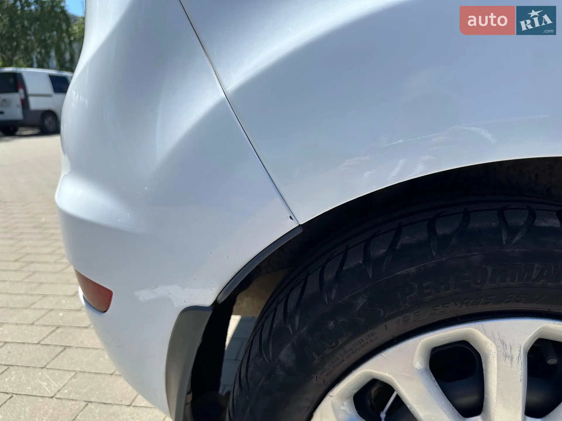 2013 Ford Fiesta - мініатюра 27