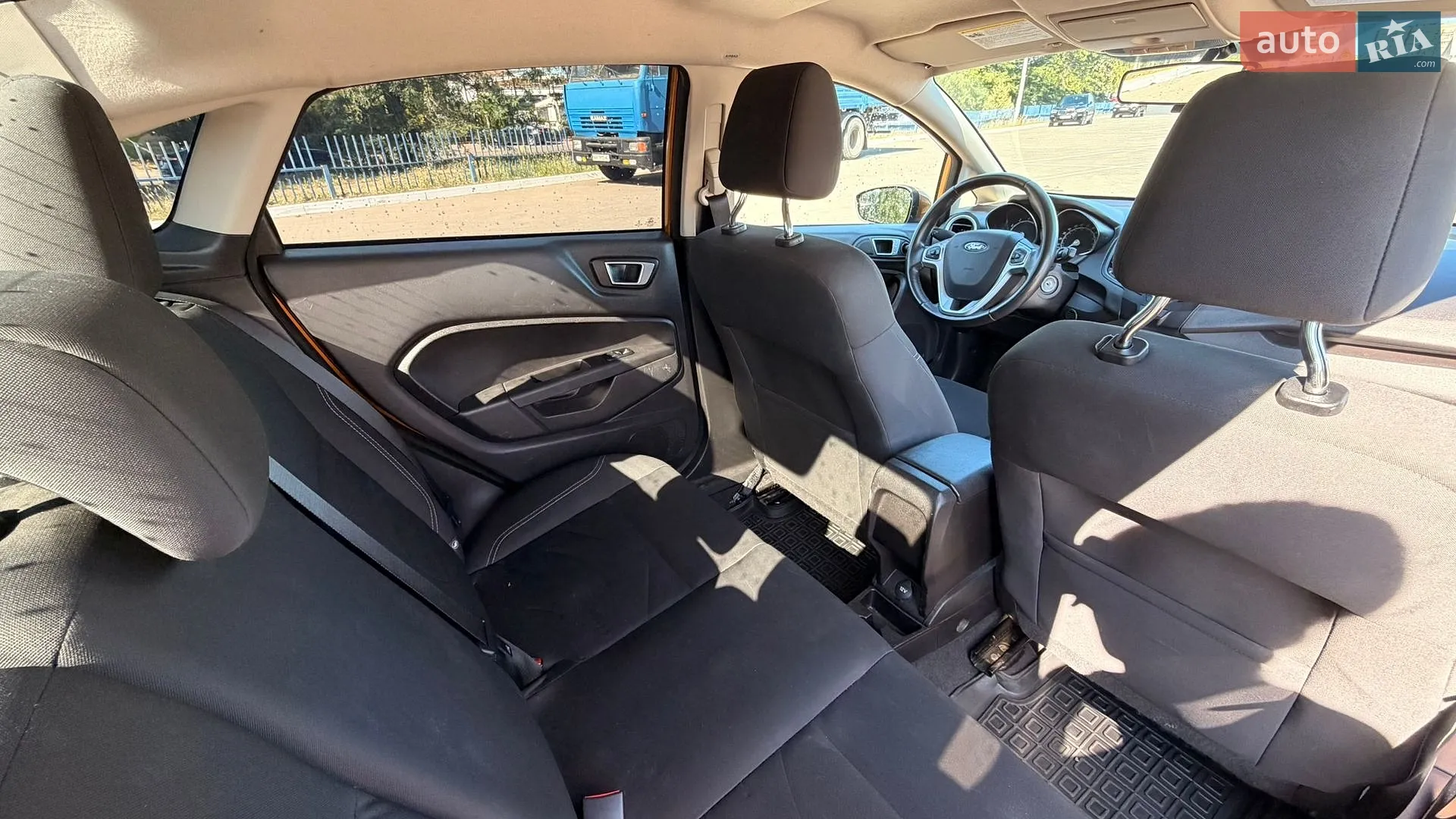 2016 Ford Fiesta - мініатюра 8