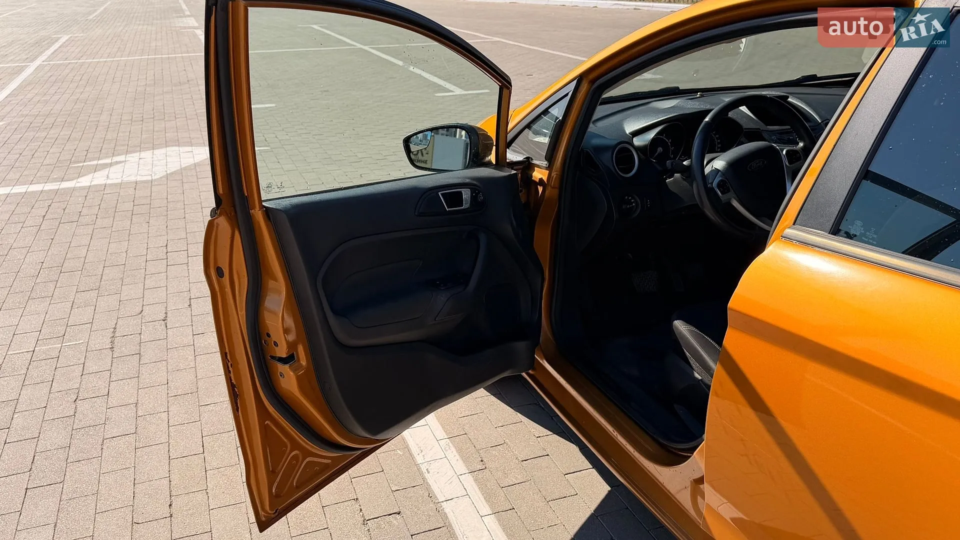 2016 Ford Fiesta - мініатюра 17