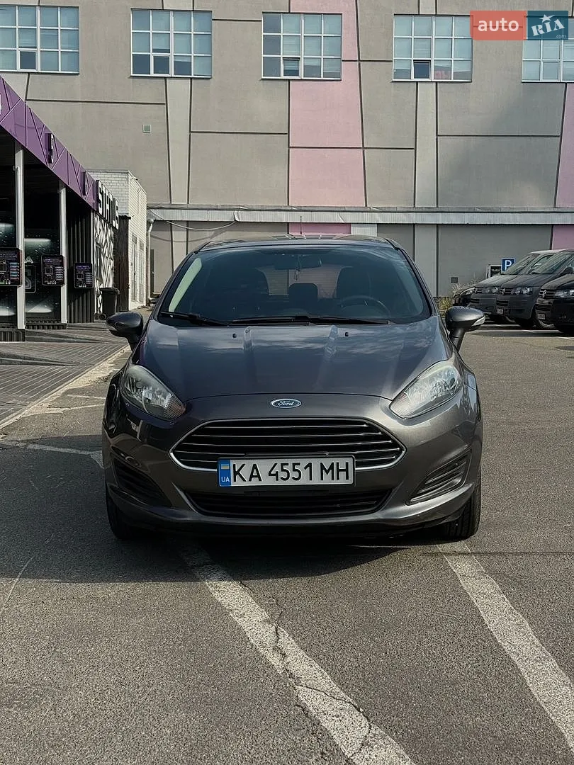 2016 Ford Fiesta - фото 1