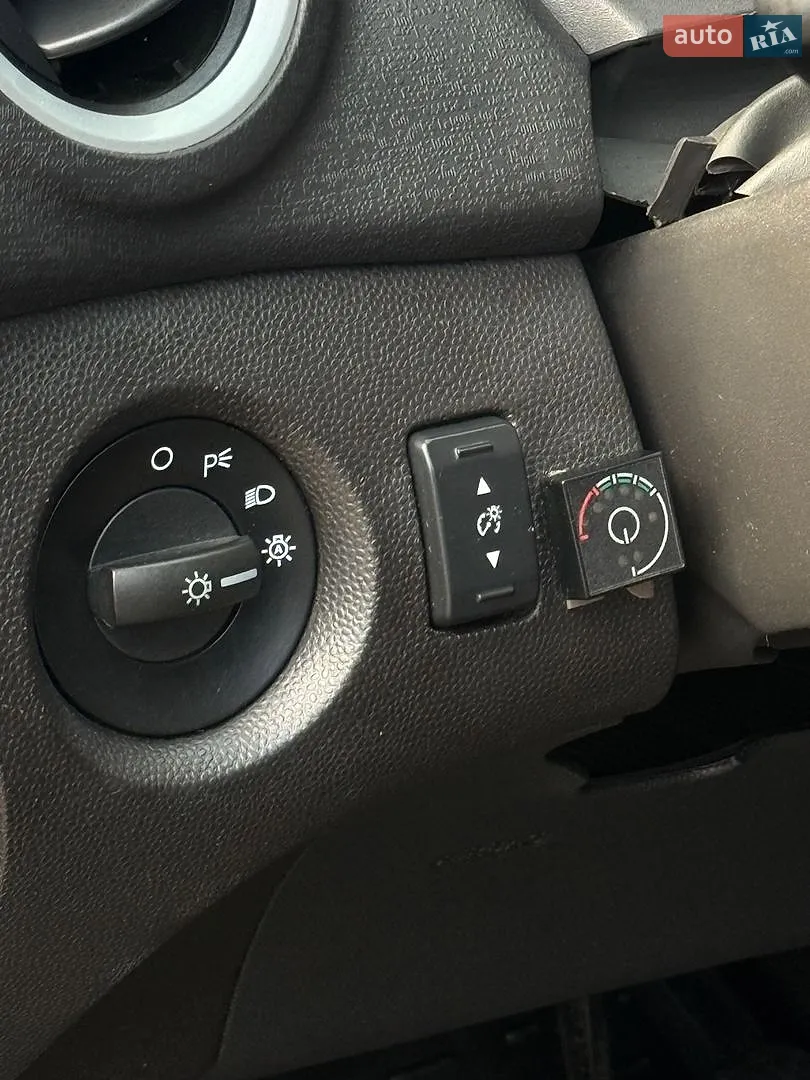 2016 Ford Fiesta - мініатюра 13