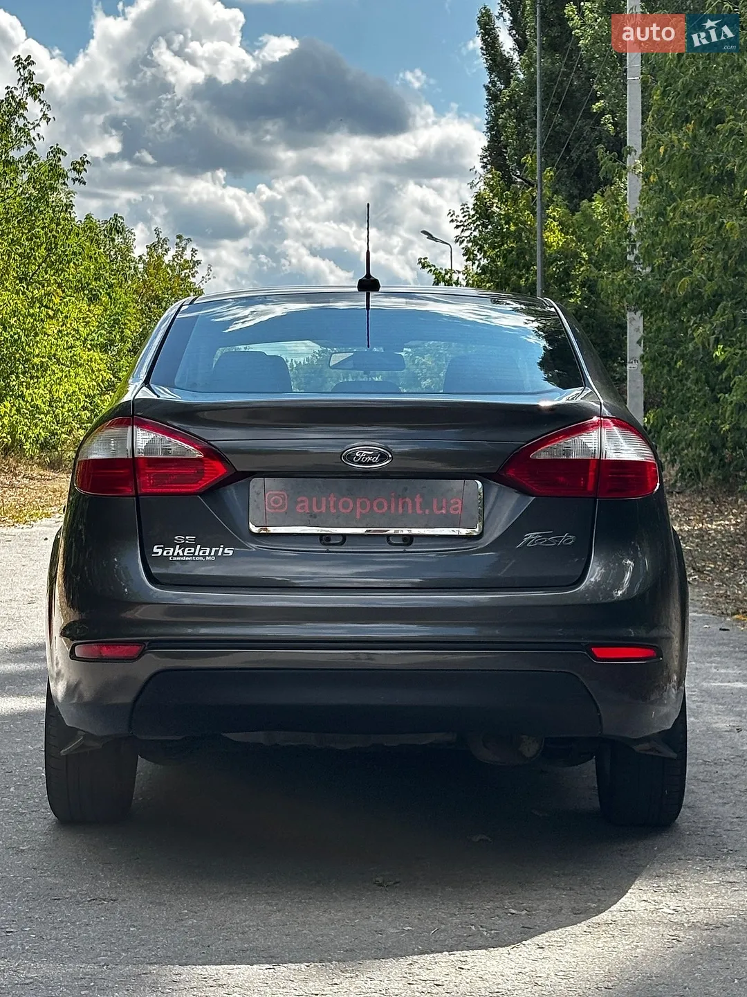 2017 Ford Fiesta - мініатюра 12