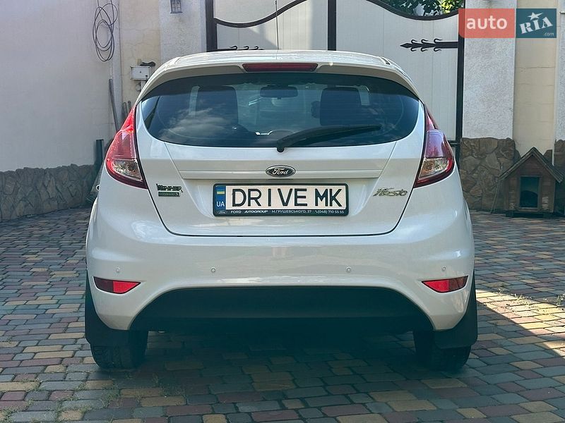 Хетчбек Ford Fiesta 2015 в Миколаєві