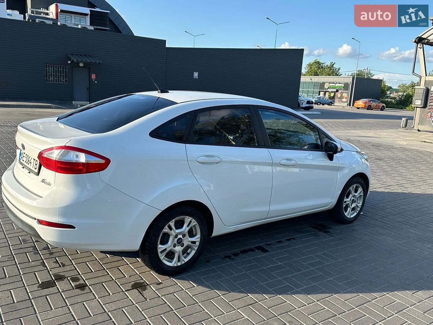 2015 Ford Fiesta - мініатюра 2