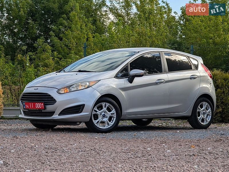 Хэтчбек Ford Fiesta 2016 в Дрогобыче