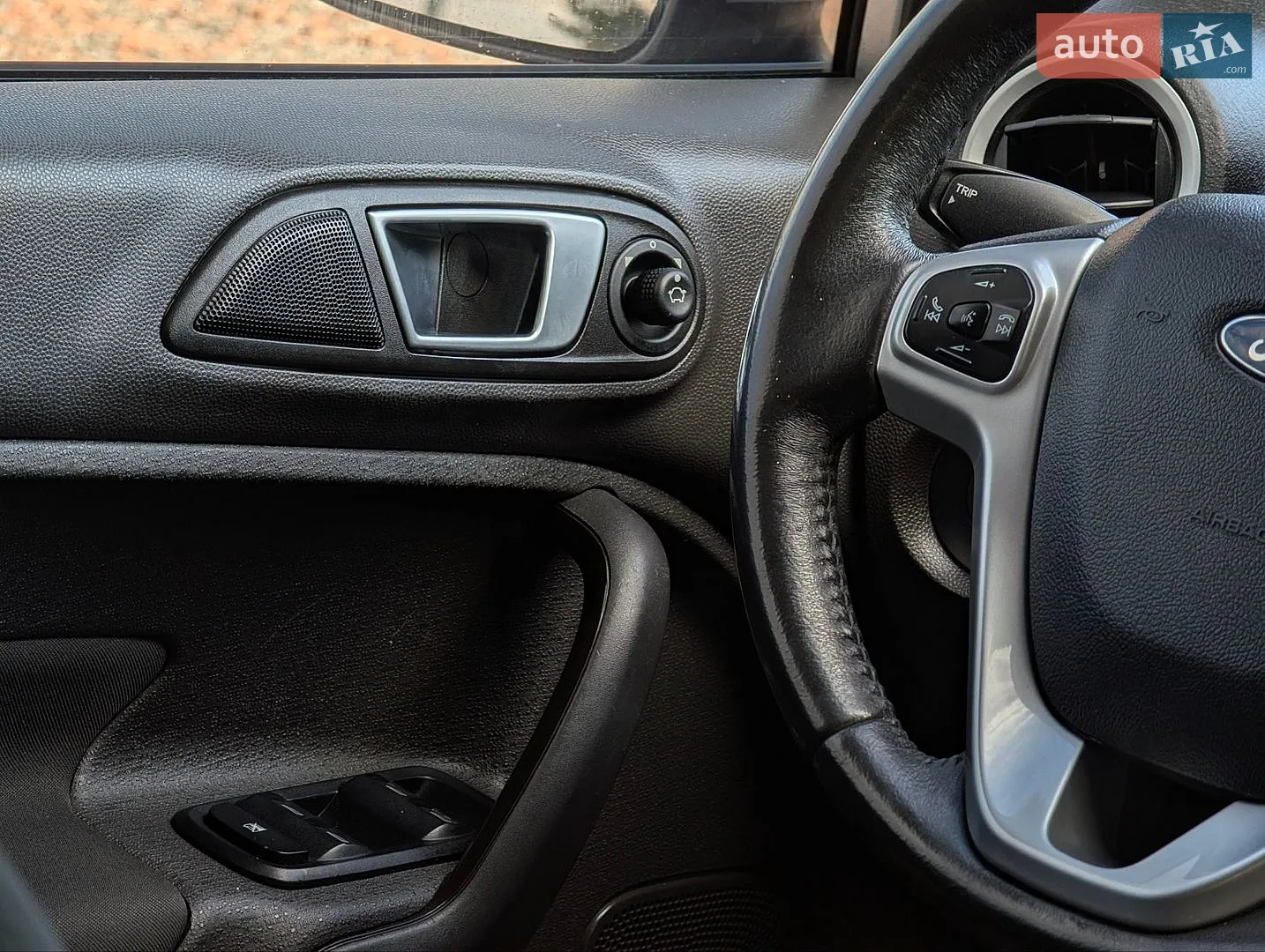 2016 Ford Fiesta - мініатюра 37