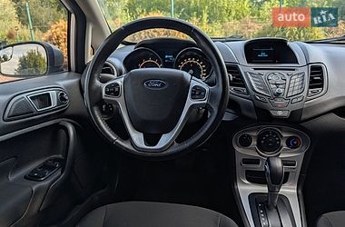 Хэтчбек Ford Fiesta 2016 в Дрогобыче