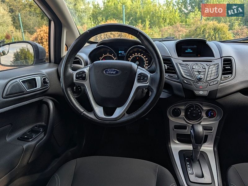Хэтчбек Ford Fiesta 2016 в Дрогобыче