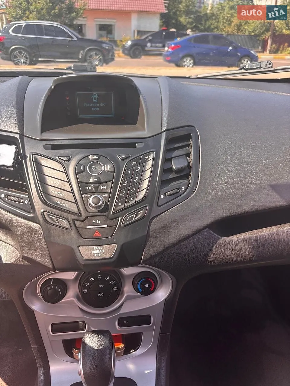 2015 Ford Fiesta - мініатюра 24