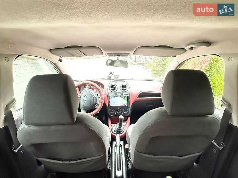 Седан Ford Fiesta 2008 в Яремчі