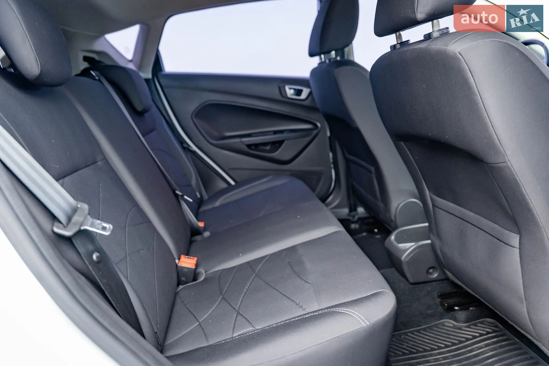 2017 Ford Fiesta - мініатюра 20