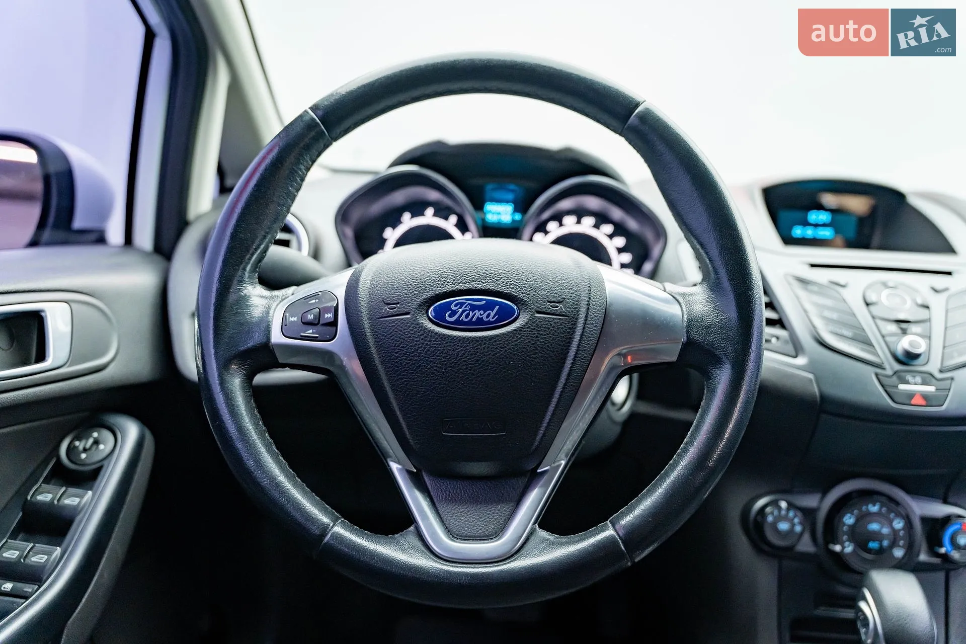 2017 Ford Fiesta - мініатюра 13
