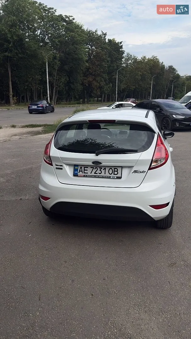 2013 Ford Fiesta - мініатюра 5