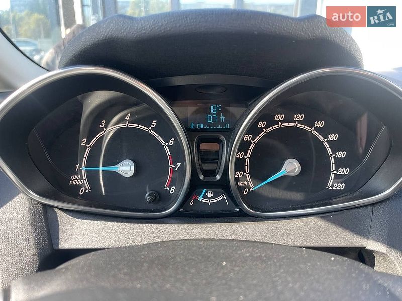 Хэтчбек Ford Fiesta 2014 в Киеве фото 19 Хэтчбек Ford Fiesta 2014 в Киеве