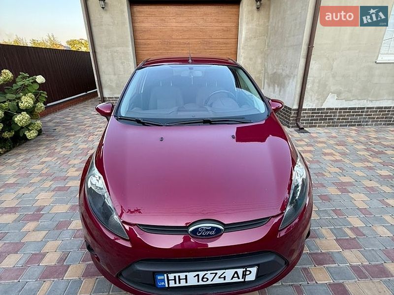 Хэтчбек Ford Fiesta 2010 в Одессе