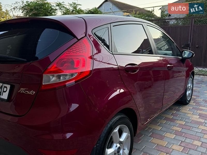 Хэтчбек Ford Fiesta 2010 в Одессе