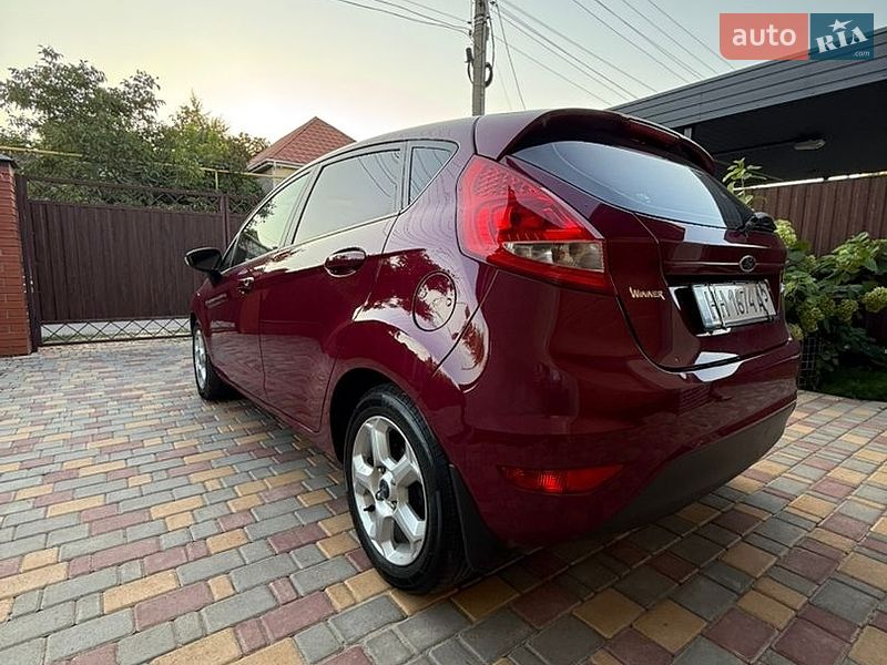 Хэтчбек Ford Fiesta 2010 в Одессе