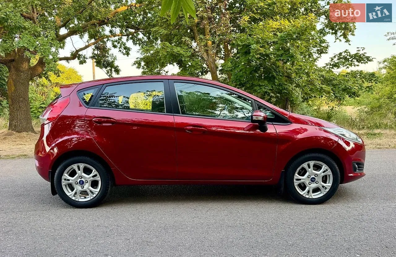 2013 Ford Fiesta - мініатюра 8