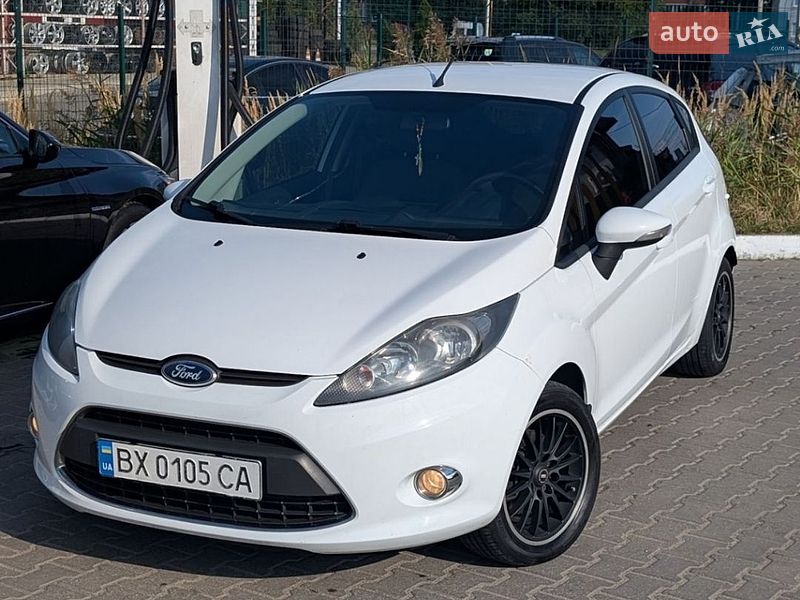 Хетчбек Ford Fiesta 2012 в Хмельницькому