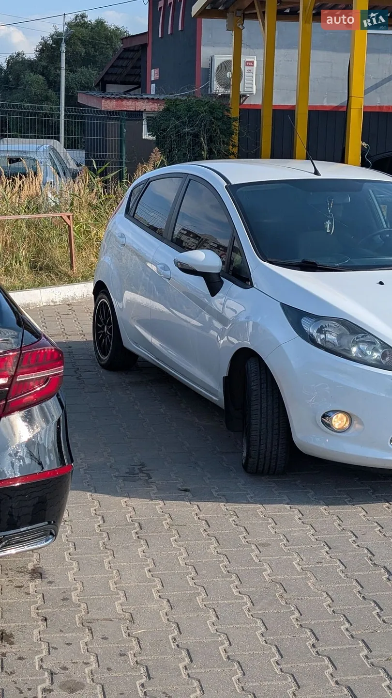 2012 Ford Fiesta - мініатюра 7
