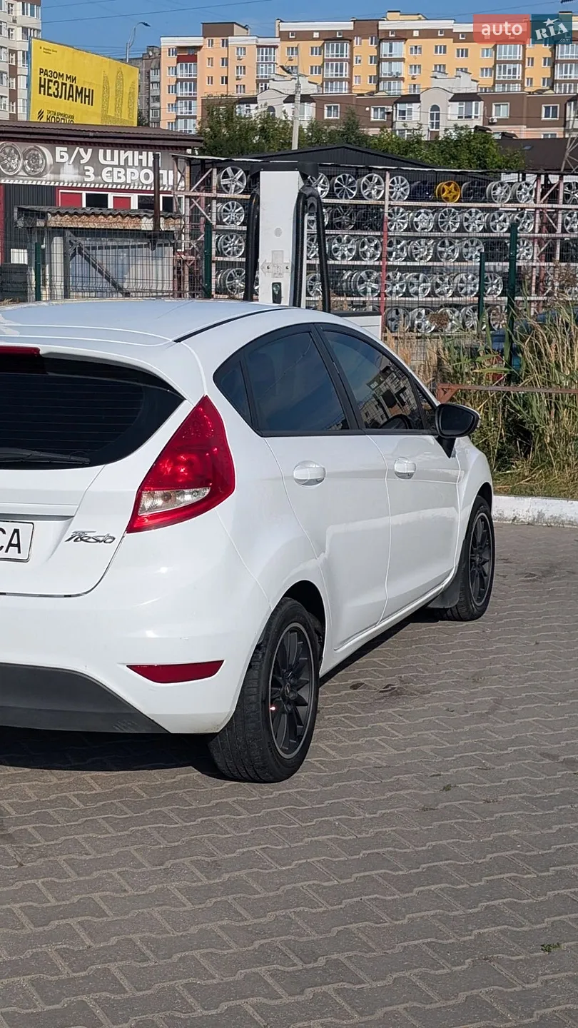 2012 Ford Fiesta - мініатюра 18