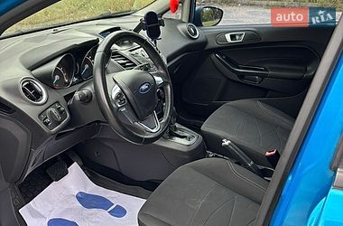 Хэтчбек Ford Fiesta 2016 в Киеве