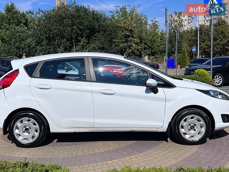 Хетчбек Ford Fiesta 2013 в Львові
