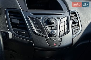 Хетчбек Ford Fiesta 2013 в Львові