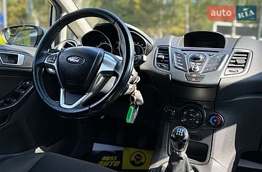 Хетчбек Ford Fiesta 2013 в Львові