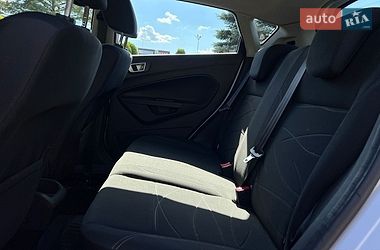 Хетчбек Ford Fiesta 2013 в Львові