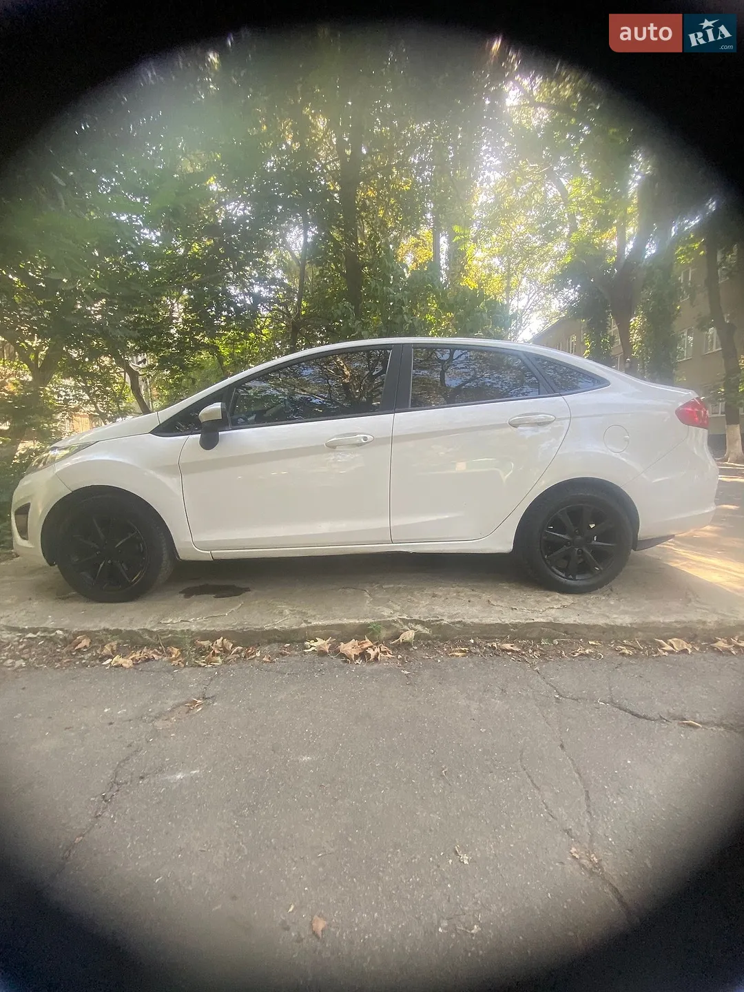 2011 Ford Fiesta - мініатюра 3