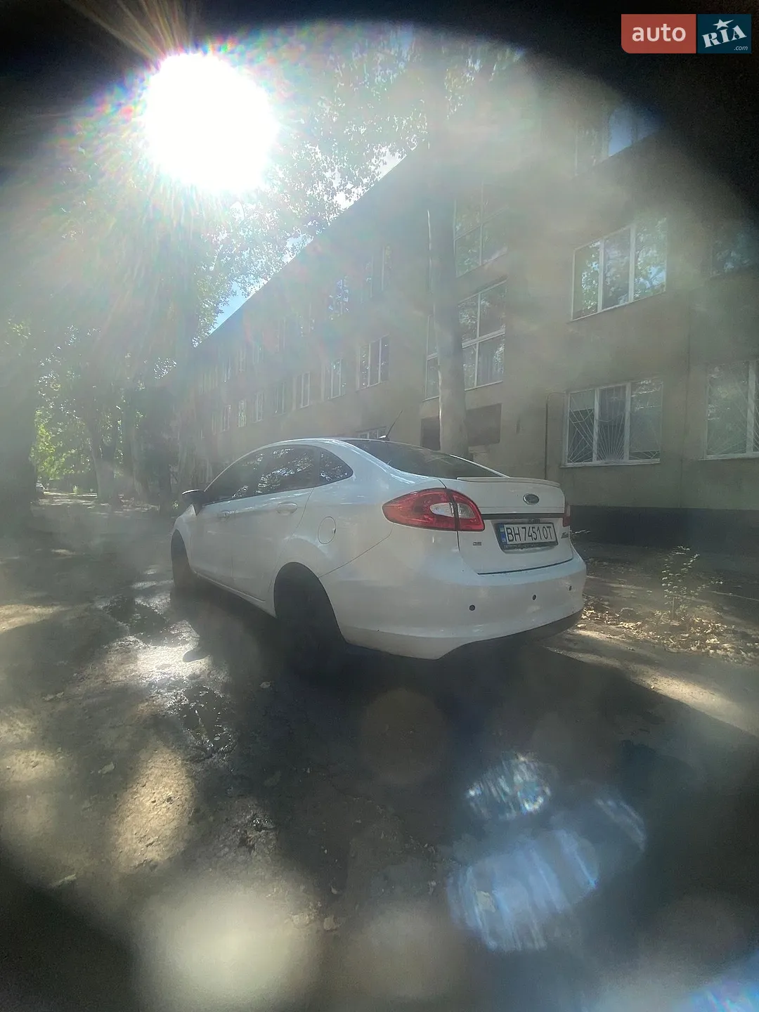 2011 Ford Fiesta - мініатюра 6