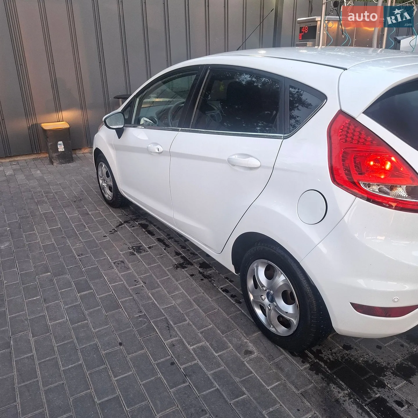 2011 Ford Fiesta - мініатюра 3